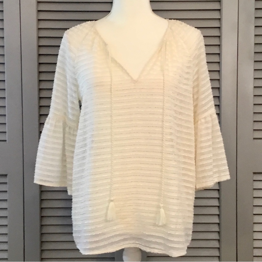 Kensie Ivory Textured Striped Tie Front Top - Picture 4 of 10